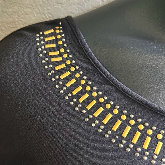 #287 Jacqueline Smith, black/gold and silver embellished tunic top size 2X - Picture 6 of 12